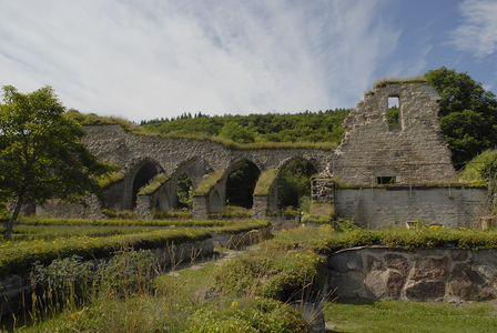 Alvastra klosterruin,cistercienserkloster  nær Vättern-søen i Östergötland, Sverige.
